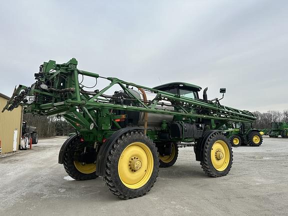 Image of John Deere R4038 equipment image 3