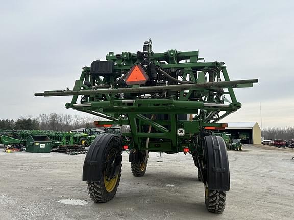Image of John Deere R4038 equipment image 4