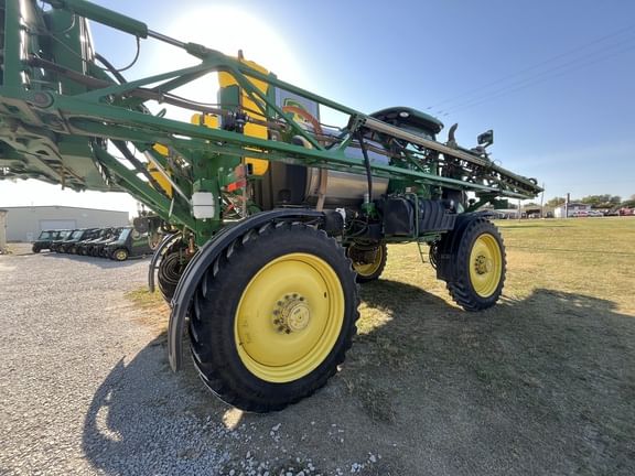2014 John Deere R4038 Equipment Image0