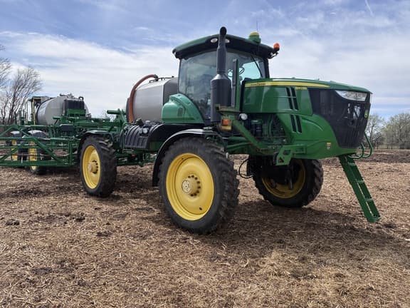 Image of John Deere R4038 equipment image 3