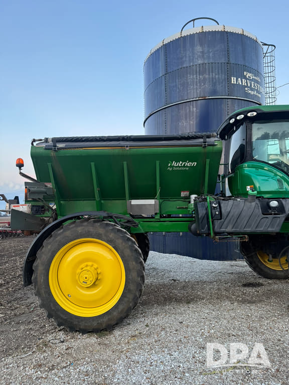 Image of John Deere R4038 equipment image 3