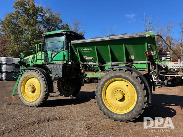 Image of John Deere R4038 equipment image 4