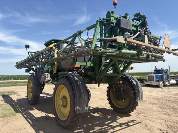 Image of John Deere R4038 equipment image 4