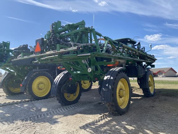 Image of John Deere R4038 equipment image 3
