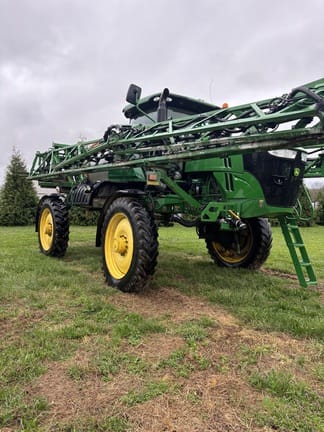 2014 John Deere R4038 Equipment Image0
