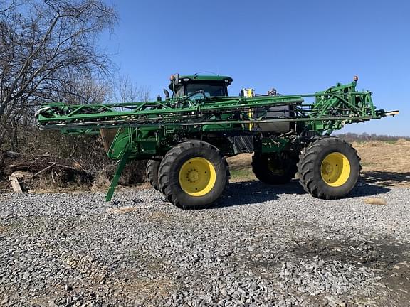 Image of John Deere R4038 equipment image 1