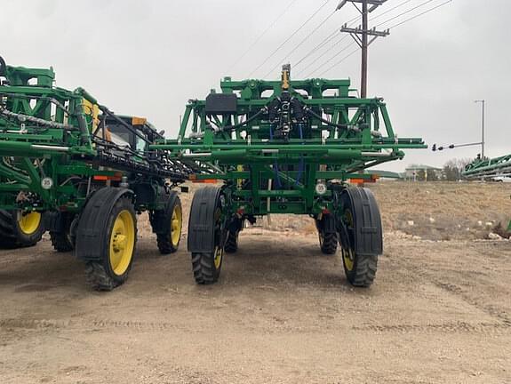 Image of John Deere R4038 equipment image 4