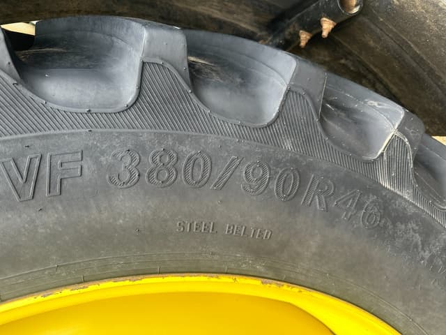 Image of John Deere R4038 equipment image 4