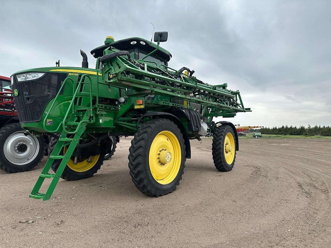 Image of John Deere R4038 Image 0