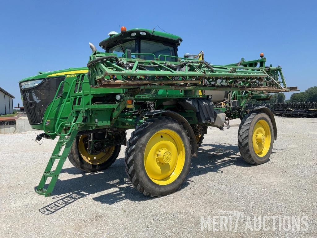 2014 John Deere R4038 Equipment Image0