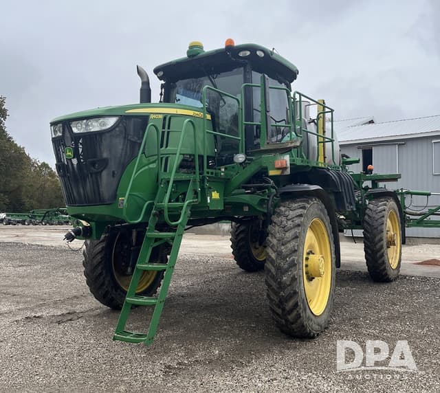 Image of John Deere R4038 equipment image 1