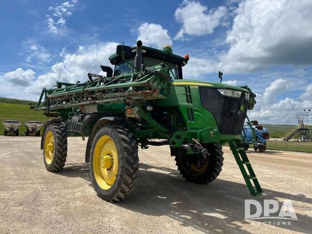 Image of John Deere R4038 equipment image 4