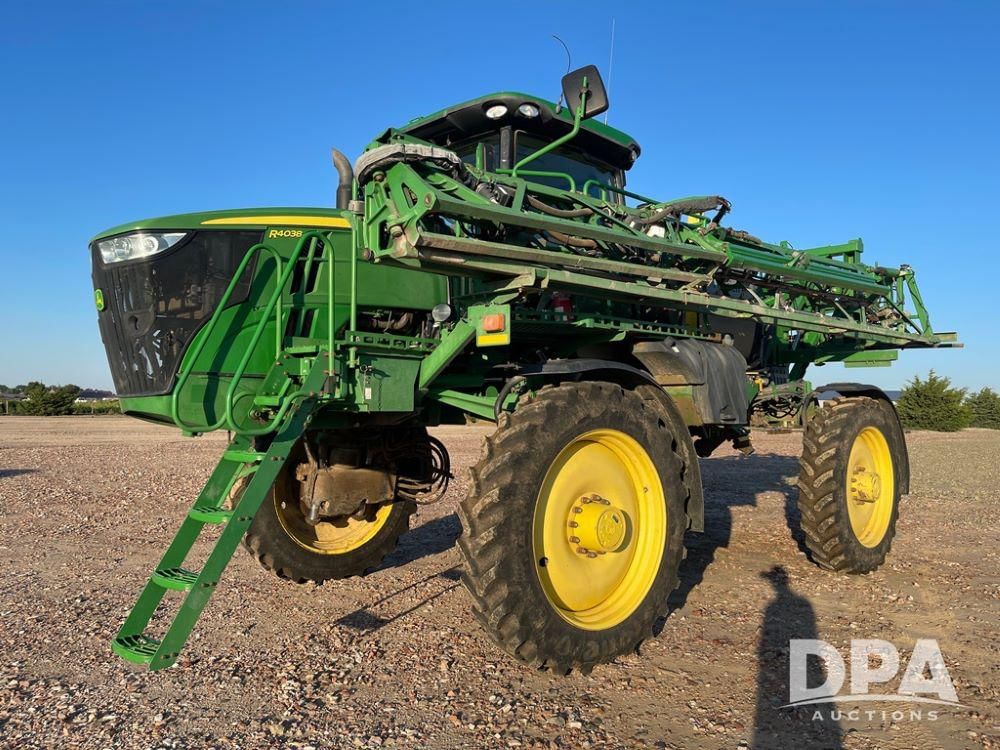 Main image John Deere R4038