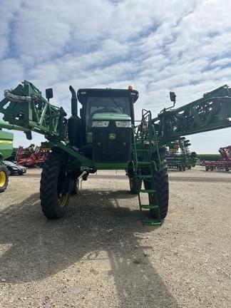 Image of John Deere R4045 equipment image 3
