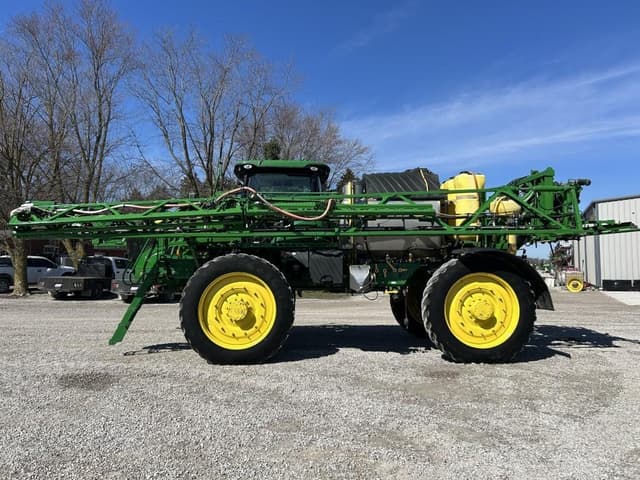 Image of John Deere R4045 equipment image 2