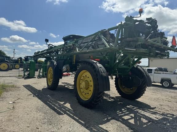 Image of John Deere R4045 equipment image 2
