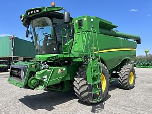 2014 John Deere S650 Image