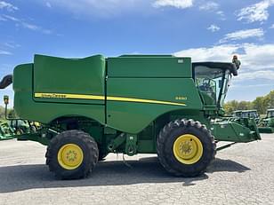 Main image John Deere S650 5