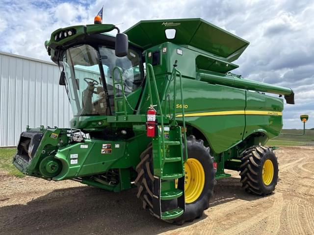 Image of John Deere S650 equipment image 1