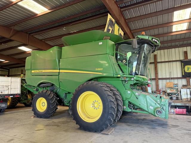 Image of John Deere S660 equipment image 4