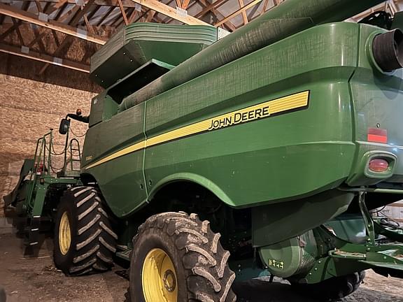 Image of John Deere S660 equipment image 2