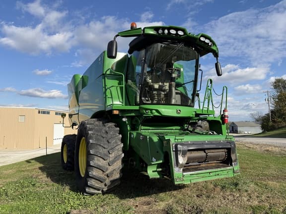 Image of John Deere S660 equipment image 3