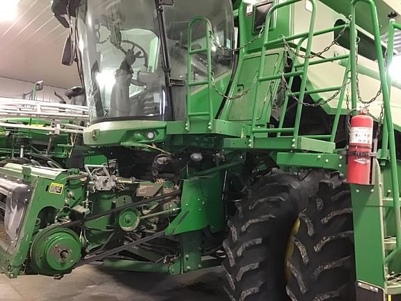 Main image John Deere S660 6