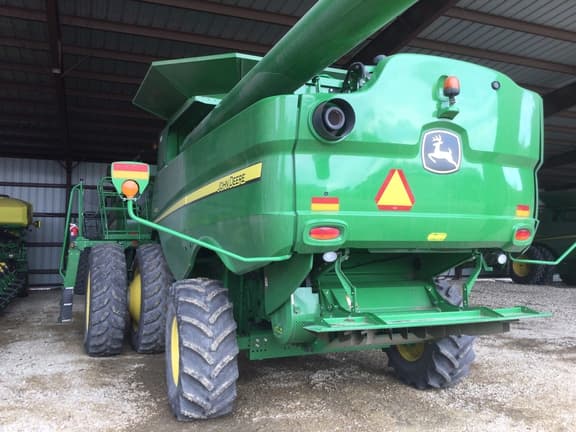 Image of John Deere S660 equipment image 3