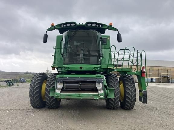 Image of John Deere S660 equipment image 2