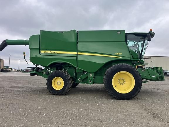Image of John Deere S660 equipment image 3
