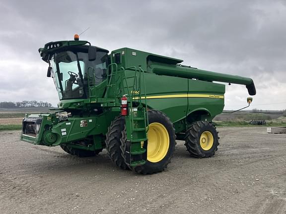 Image of John Deere S660 Primary image