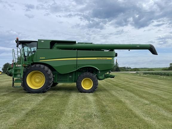 Image of John Deere S660 equipment image 4