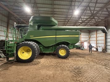 Main image John Deere S660