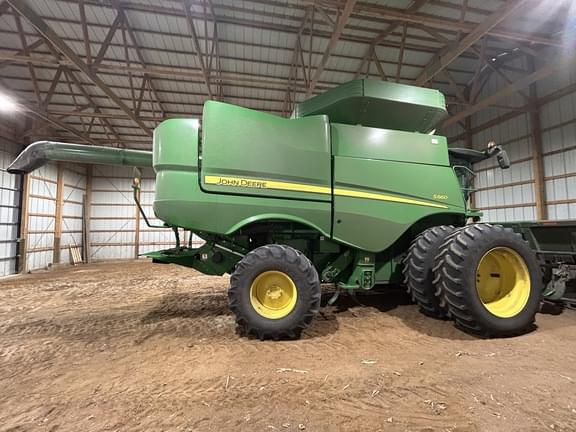 Image of John Deere S660 equipment image 1