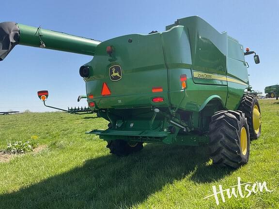 Image of John Deere S660 equipment image 3