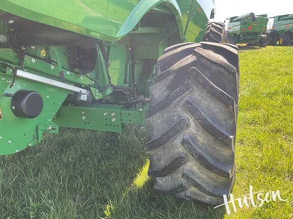 Image of John Deere S660 equipment image 2