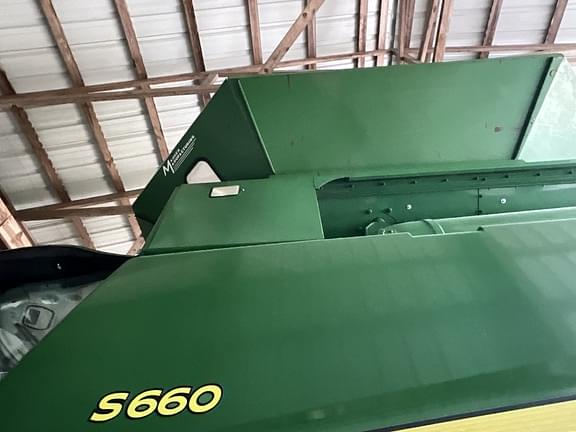 Image of John Deere S660 equipment image 2