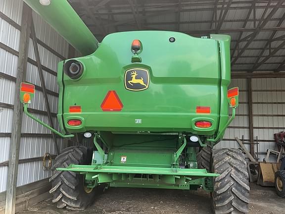 Image of John Deere S660 equipment image 3