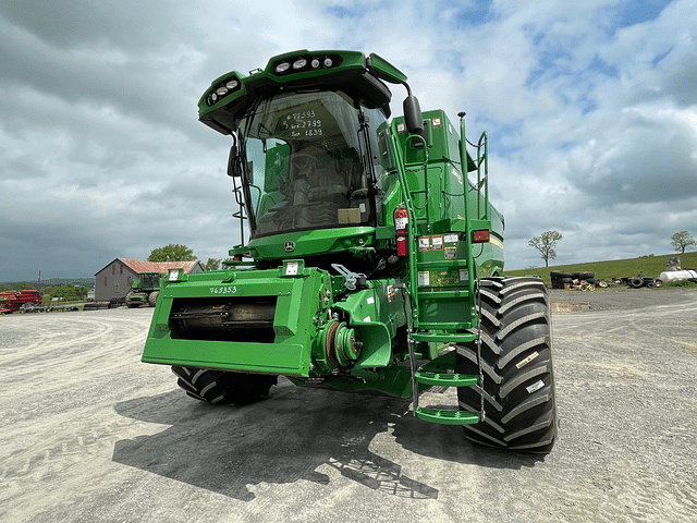 Image of John Deere S660 equipment image 1