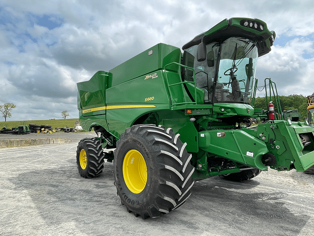 Image of John Deere S660 equipment image 2