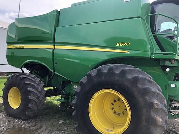 Image of John Deere S670 equipment image 4