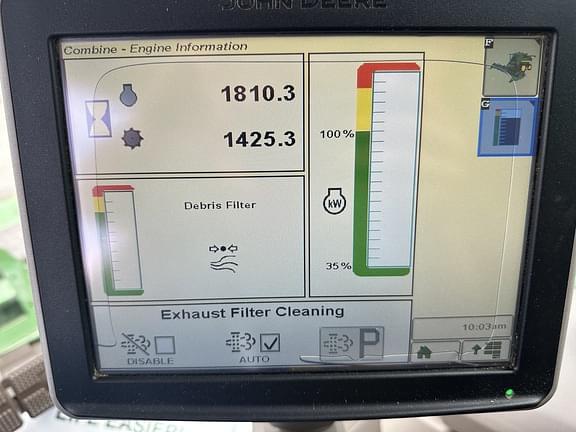 Image of John Deere S670 equipment image 4