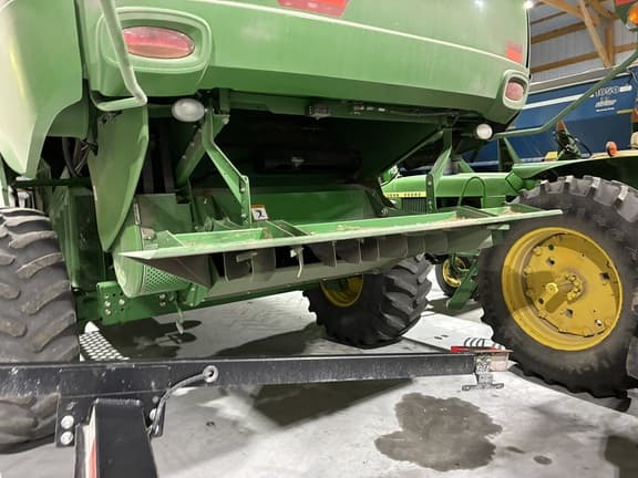 Image of John Deere S670 Primary image