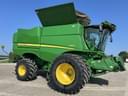 2014 John Deere S670 Image