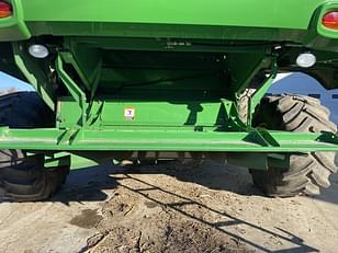 Main image John Deere S670 4