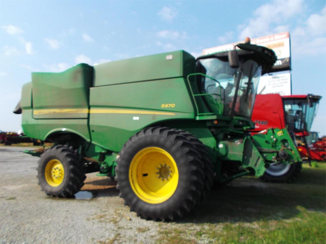 Image of John Deere S670 Primary image