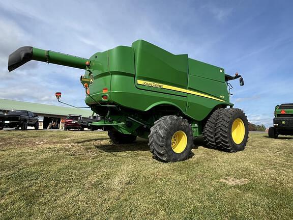 Image of John Deere S670 equipment image 3