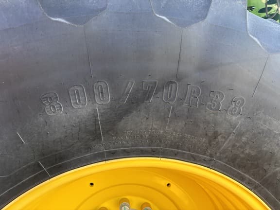 Image of John Deere S670 equipment image 4