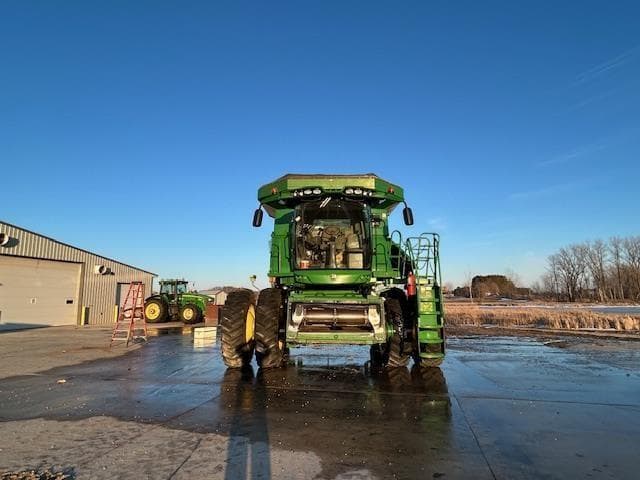 Image of John Deere S670 equipment image 3