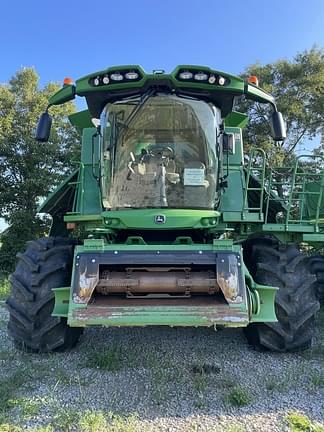 Image of John Deere S670 Primary image